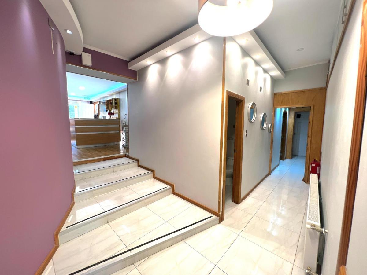 Incredible Downtown Duplex With Interior Backyard Lejlighed Punta Arenas Eksteriør billede