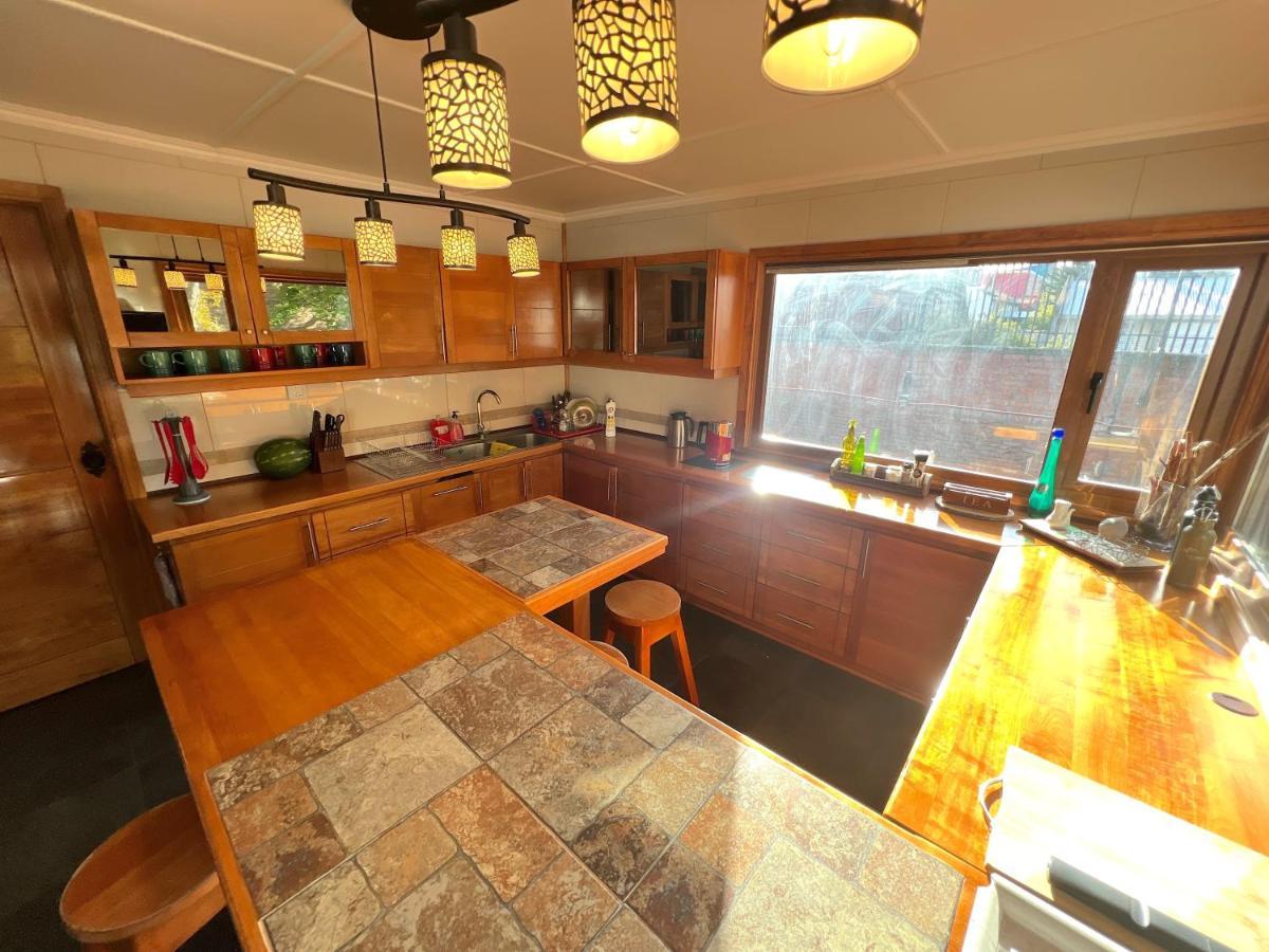 Incredible Downtown Duplex With Interior Backyard Lejlighed Punta Arenas Eksteriør billede